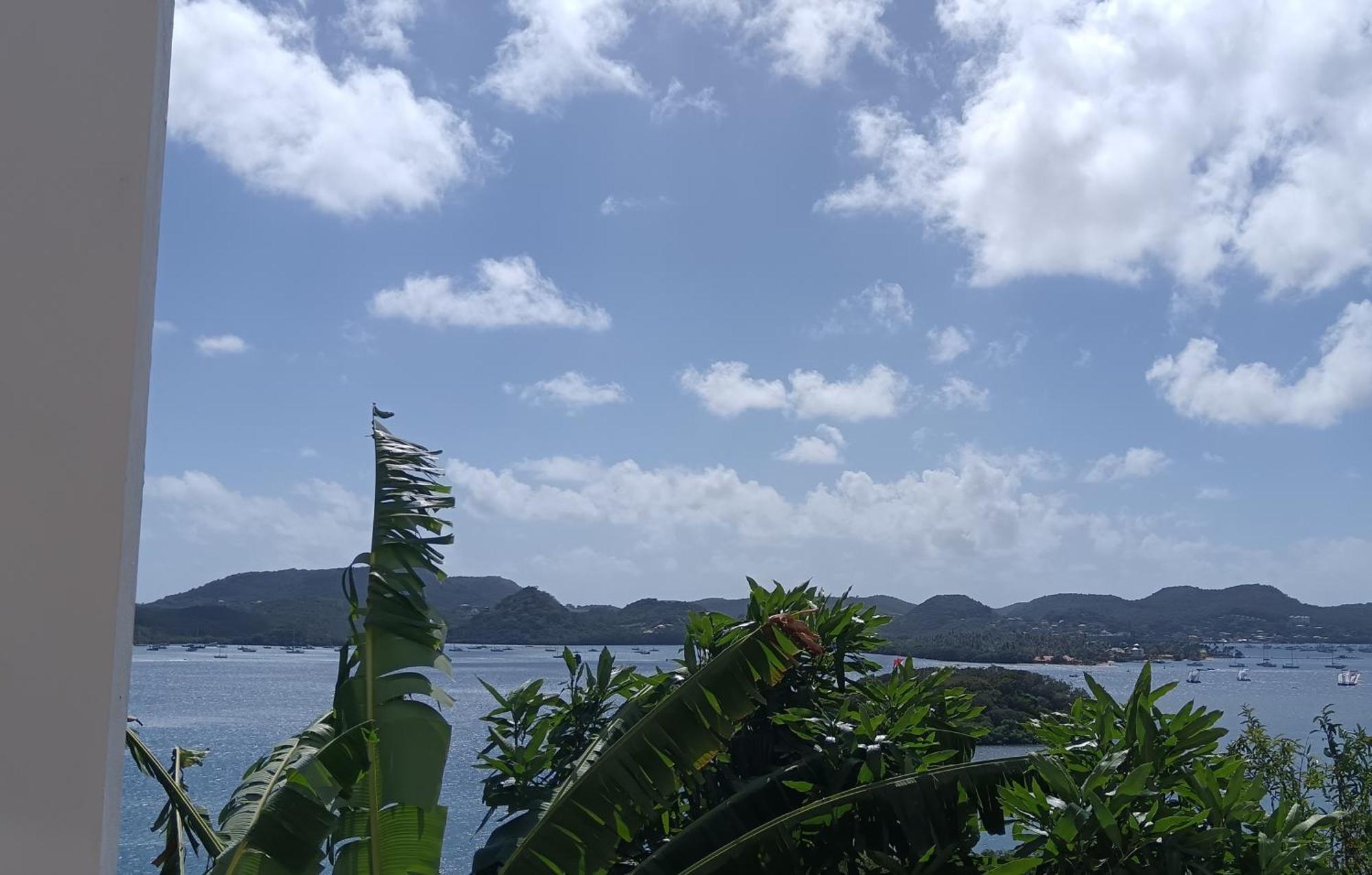Apartmán F2 Familial - Vue Imprenable Sur La Baie Du Marin Le Marin Exteriér fotografie